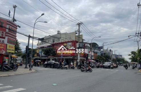 Bán Nhà Mặt Tiền Phan Văn Hớn Quận 12 - 300m² (10x30m) - Vị Trí Kinh Doanh Đắc Địa